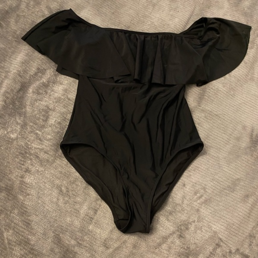Swimming suit